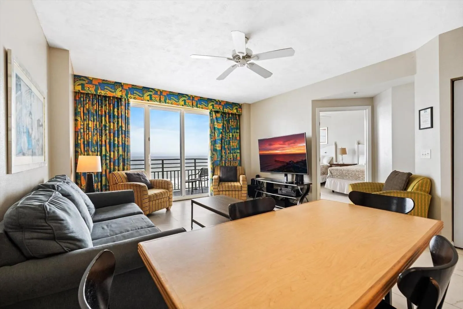 Oceanfront Bliss 2 Bedroom Retreat With Direct Ocean Front Balcony At The Wyndham Ocean Walk Resort 데이토나 비치 미국